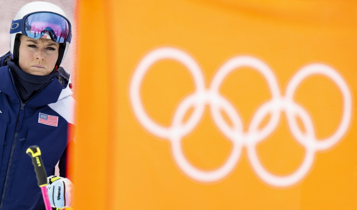 Per Lindsey Vonn doppio intervento alla gamba sinistra dopo la caduta a Cortina: come sta la campionessa americana