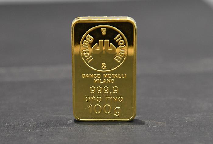 Oro, dalla vetta al vuoto d&rsquo;aria: dentro la correzione che ha sorpreso tutti