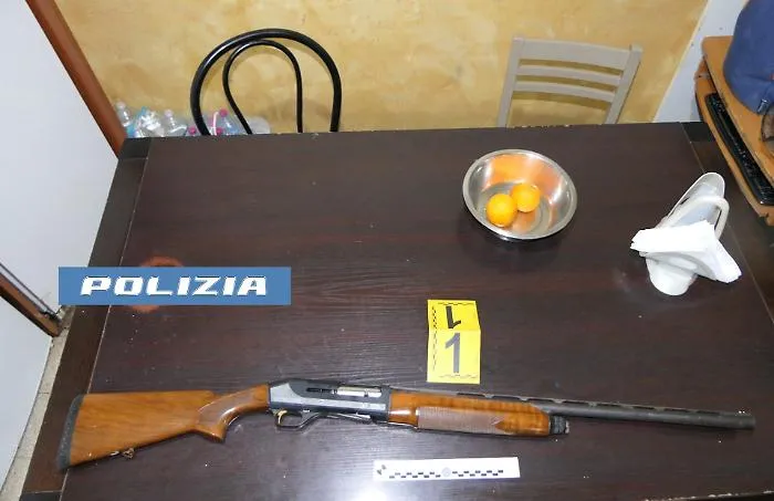 Catania, il vicino di casa (e il muro di uno stabile) bersaglio privilegiato: un arresto per gli spari al Villaggio Dusmet 