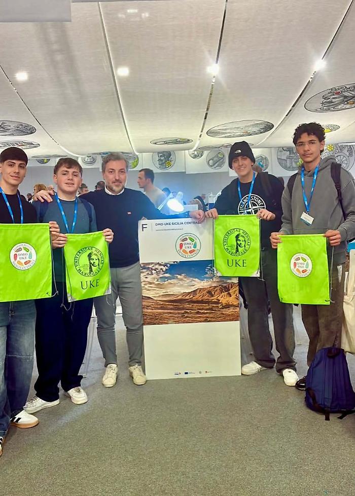 Olio, tradizioni e travel blogger: cos&igrave; la Dmo-Uke Sicilia Centrale conquista la Bit di Milano