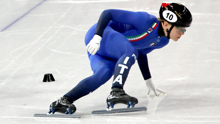 Milano-Cortina, gli azzurri in gara oggi: Fontana va per il record di medaglie, in serata Flora Tabanelli nel big air
