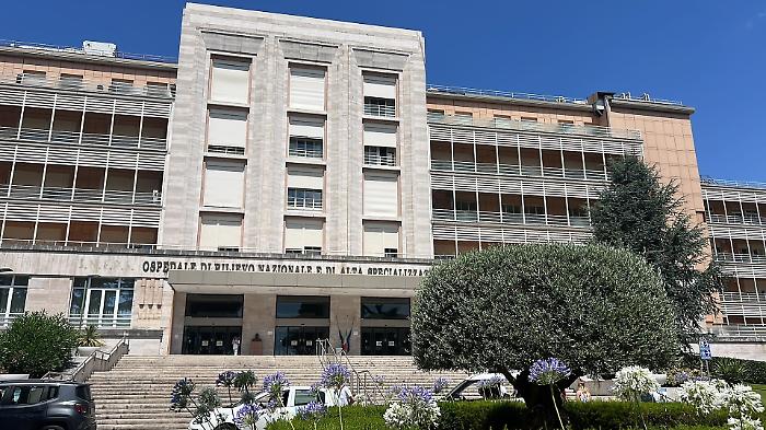 ospedale monaldi napoli