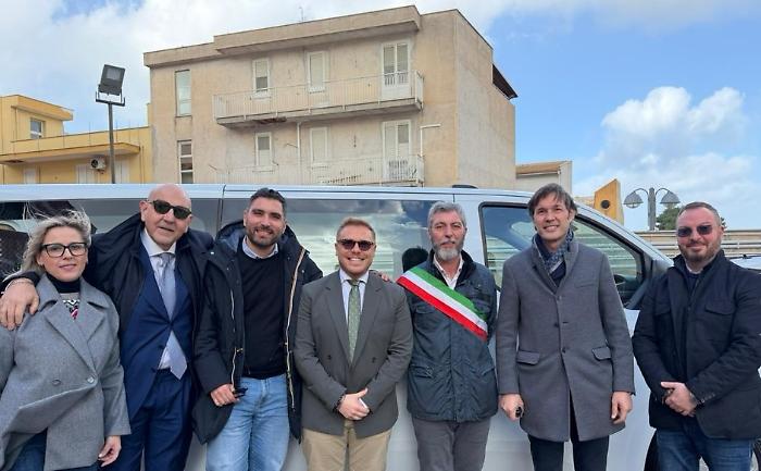 Un nuovo mezzo per il trasporto disabili a Villabate, La Vardera: &laquo;I problemi dei cittadini non hanno colore politico&raquo;