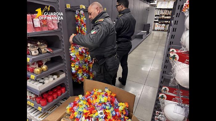 Controlli di Carnevale in provincia di Palermo: sequestrati 250mila articoli pericolosi a Termini Imerese e Campofelice