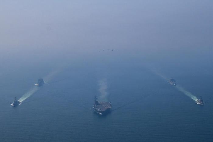 &ldquo;Pronti da sabato&rdquo;: Washington al bivio sull&rsquo;Iran. Preparativi militari avanzati, politica con il fiato sospeso