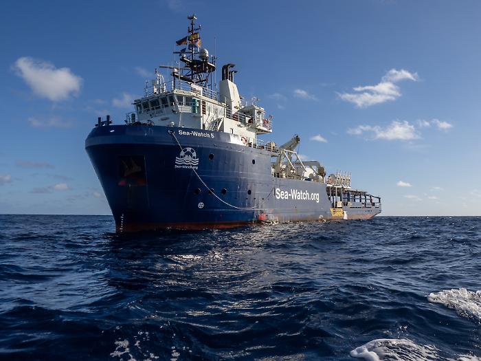 Il Tribunale di Catania "libera" la Sea-Watch 5: fermo revocato, presto il ritorno in mare