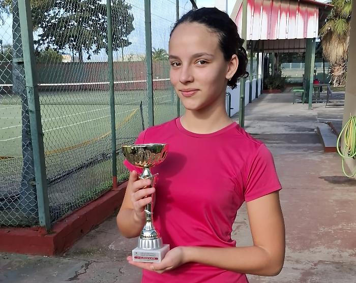 Agrigento scopre una stella: chi &egrave; Ludovica Taverna, la giovanissima tennista che domina in Sicilia