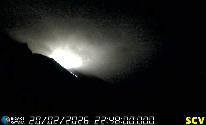 Il risveglio dello Stromboli: colata dalla bocca N2 del cratere Nord