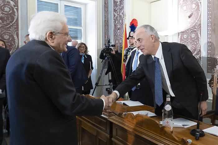 &laquo;Giudici indipendenti anche dai colleghi, ma non dalla legge&raquo;: si parla di referendum all'inaugurazione dell'anno giudiziario del Cga