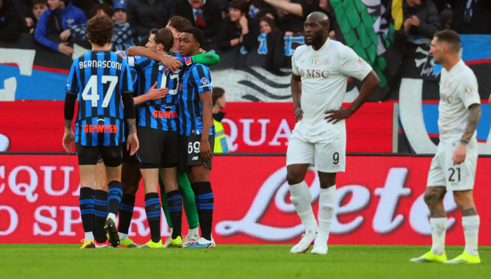 L'Atalanta non perdona: sotto di un gol, ribalta il Napoli e sogna l'Europa