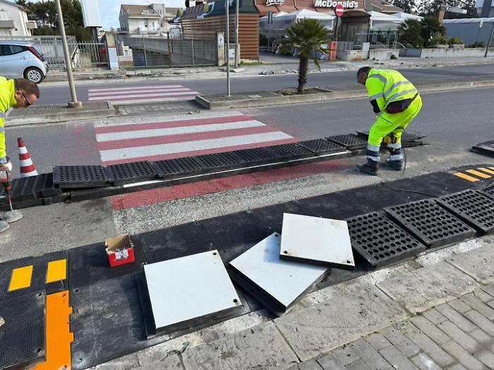 Sicurezza stradale a Ragusa, attraversamenti rialzati in viale delle Americhe