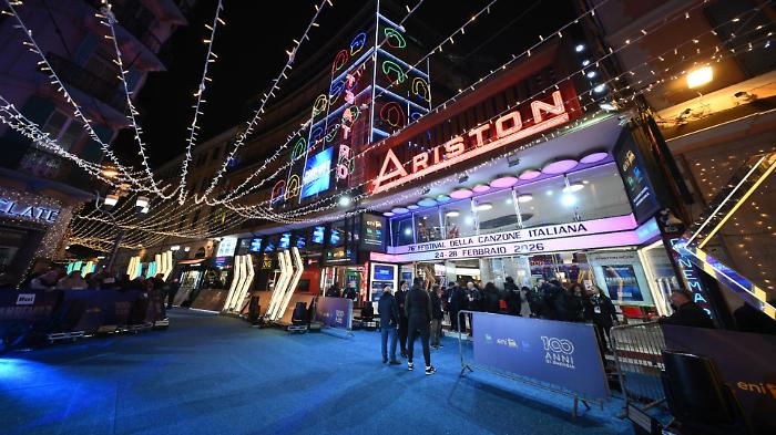 Festival al microscopio: cosa succede e quando succede