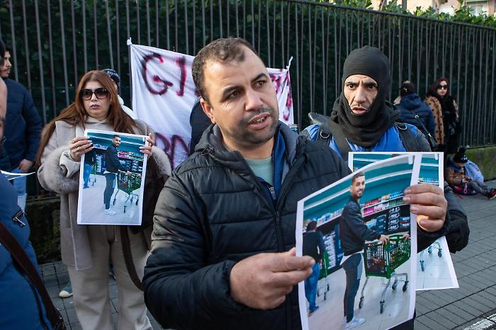 Dalla proposta di un "premio" al dietrofront e ai post spariti. Quando la politica parla troppo presto