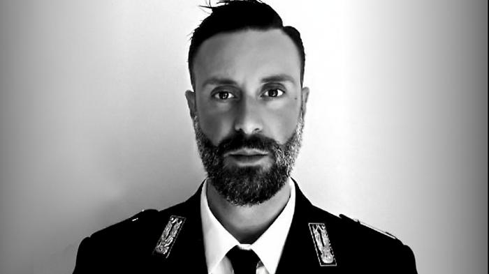 &laquo;&Egrave; un pazzo, si &egrave; fiondato sul corpo&raquo;: nei verbali dei colleghi il ritratto choc di Cinturrino