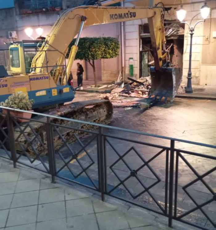 "No alla speculazione politica sul furto del bancomat in paese": la sindaca chiede l'intervento del prefetto per rafforzare la sicurezza del territorio