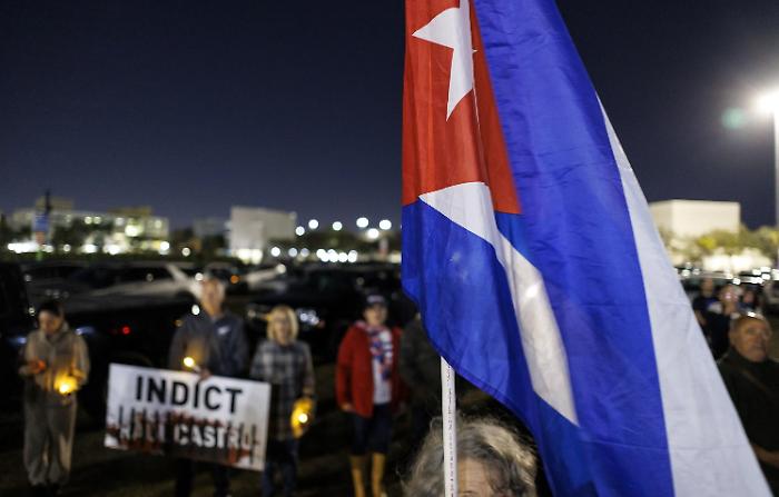 L'Avana &laquo;ha problemi molto grossi&raquo;: Trump ipotizza un'acquisizione amichevole di Cuba