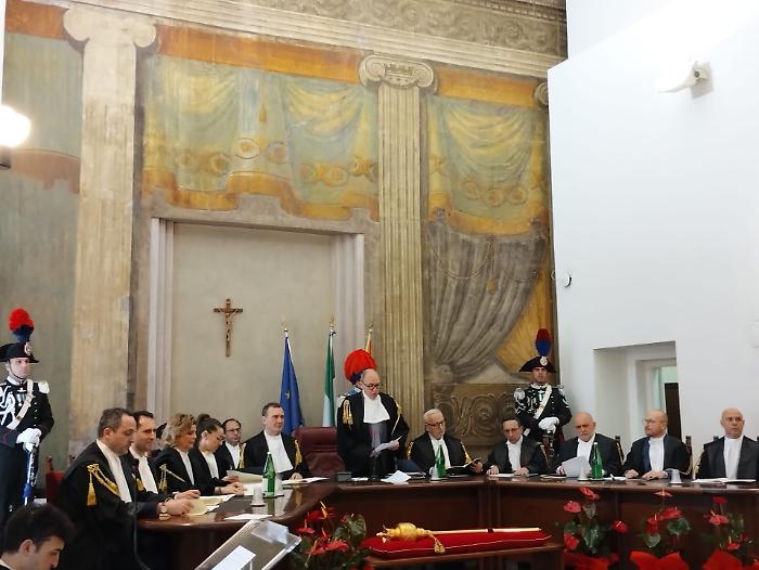 Palermo, la bacchettata del presidente del Tar agli uffici pubblici: &laquo;Pubbliche amministrazioni inefficienti e non pagano i debiti&raquo;