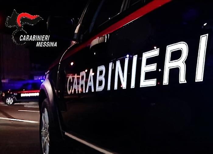 Contromano per sfuggire all&rsquo;alt: arrestato 46enne