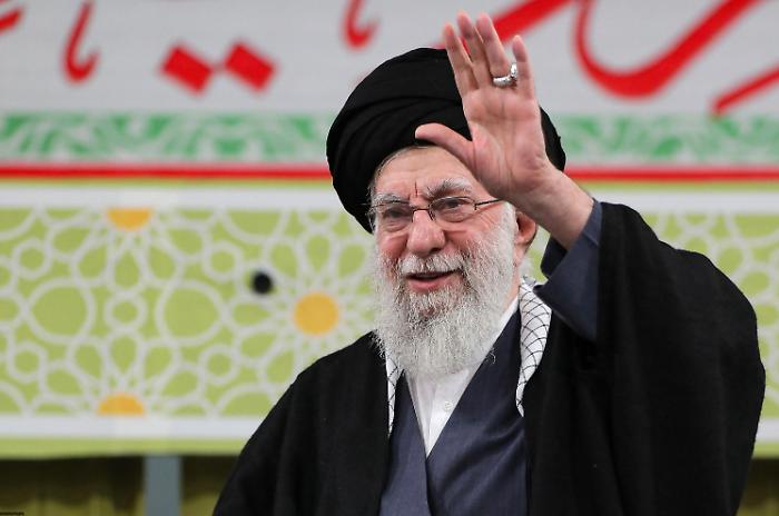 Chi era Al&igrave; Khamenei, la guida suprema dell'Iran al potere da 37 anni