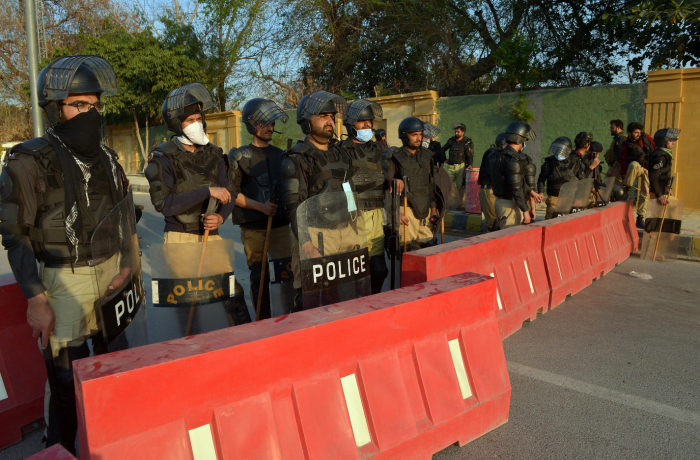 Usa-Israele sull'Iran, ucciso l'ex presidente Ahmadinejad: portaerei e cieli sotto attacco