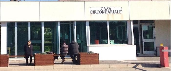 Si impicca con i lacci delle scarpe: il suicidio di un detenuto nel carcere di Agrigento