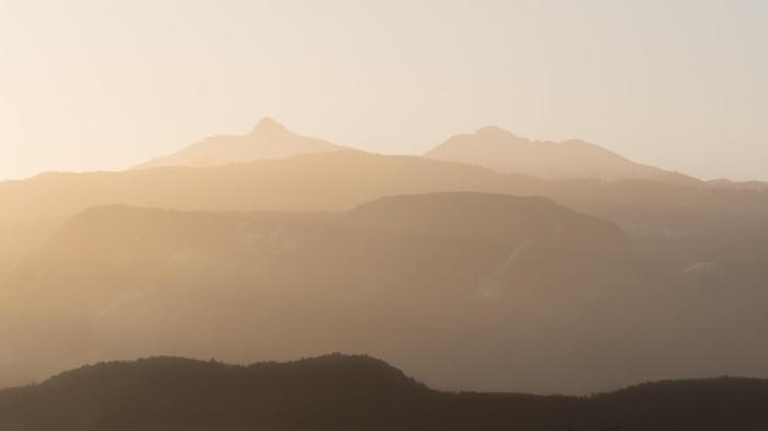 Marzo &ldquo;bollente&rdquo; in Sicilia: l'anticiclone regala 20&deg;C e cielo giallo di sabbia sahariana