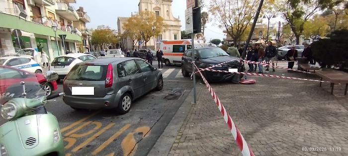 San Giovanni La Punta, infarto alla guida: amministratore comunale si schianta in piazza Lucia Mangano