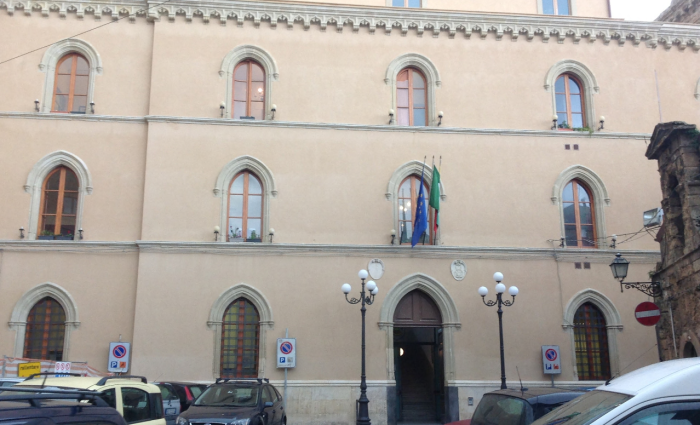 Enna verso le elezioni, il centrodestra si arena: le segreterie regionali tengono tutti in ostaggio