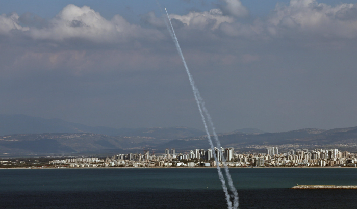 La Turchia abbatte un missile balistico iraniano con i sistemi Nato, Ankara si riserva il diritto di rispondere: escalation al confine Sud