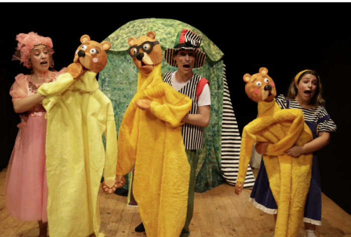 RICCIOLI D'ORO Spettacolo di teatro di figura musicale con attori e pupazzi