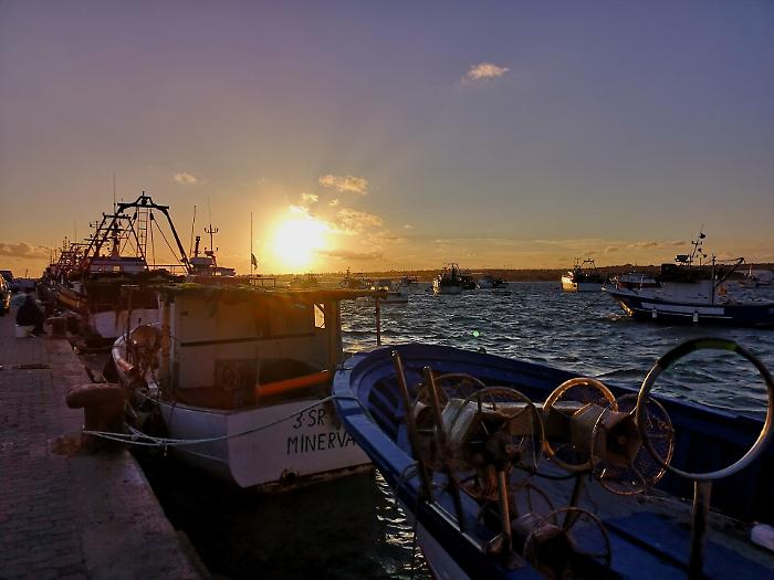 Gasolio alle stelle, la pesca affonda: a Portopalo i costi di produzione superano i ricavi
