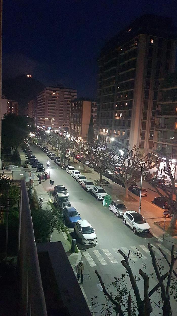 Palermo, via Emilia ritrova la luce: conclusi i lavori sull'impianto di Amg Energia dopo la potatura degli alberi