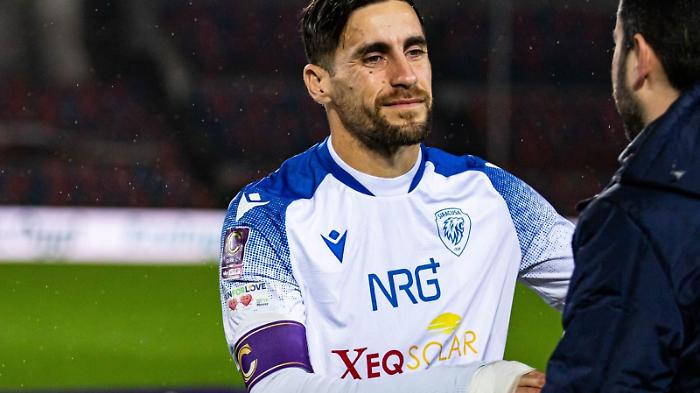 Siracusa-Casarano: Candiano sfiora il vantaggio, primo tempo senza reti