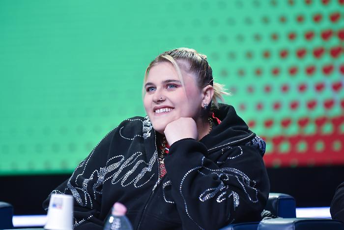 Scontri social per Big Mama attaccata pure da Vannacci: &laquo;Ecco come sono andate le cose&raquo;