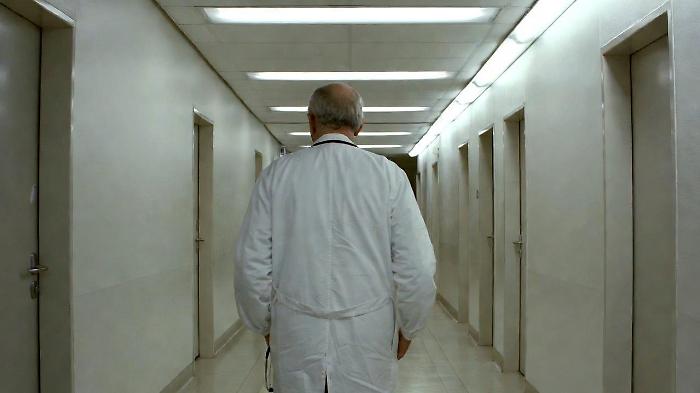 Medico "gettonista" da 35.000 euro in un mese: l'ultima follia della Sanit&agrave; a Frosinone