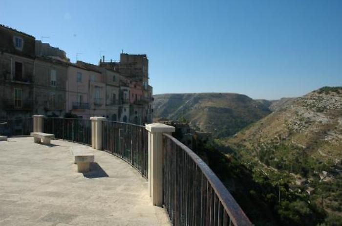 Ragusa celebra l'8 marzo con una mobilitazione che si concluder&agrave; alla rotonda Maria Occhipinti