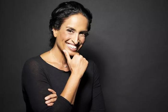 Noa bloccata a Firenze: "L' ultima carta di Netanyahu per salvarsi &egrave; la guerra. Lo sapevamo"