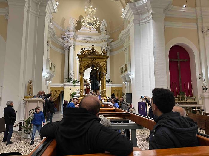 Giarratana, la discesa del simulacro ha dato il via ai festeggiamenti in onore di San Giuseppe