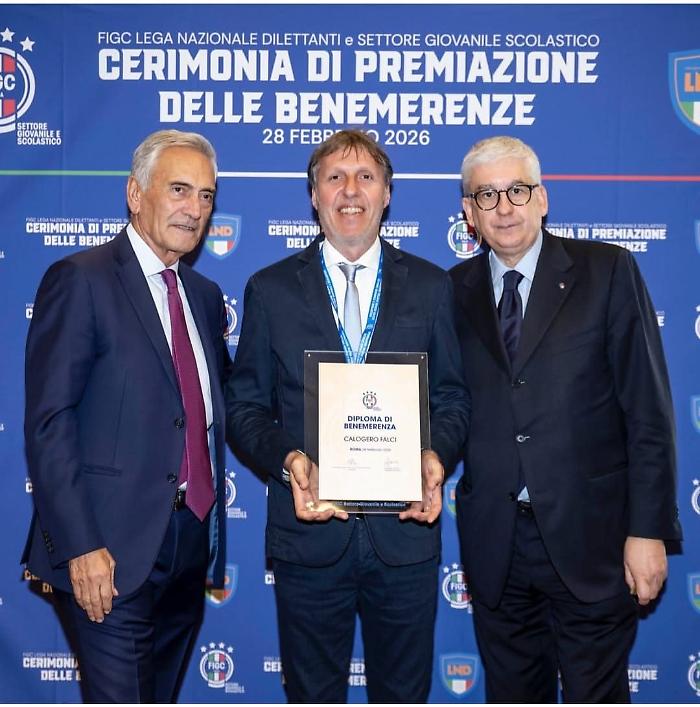 L&rsquo;Athena sul tetto d&rsquo;Italia: Benemerenza FIGC a Calogero Falci e promozione in &Eacute;lite per l&rsquo;Under 15