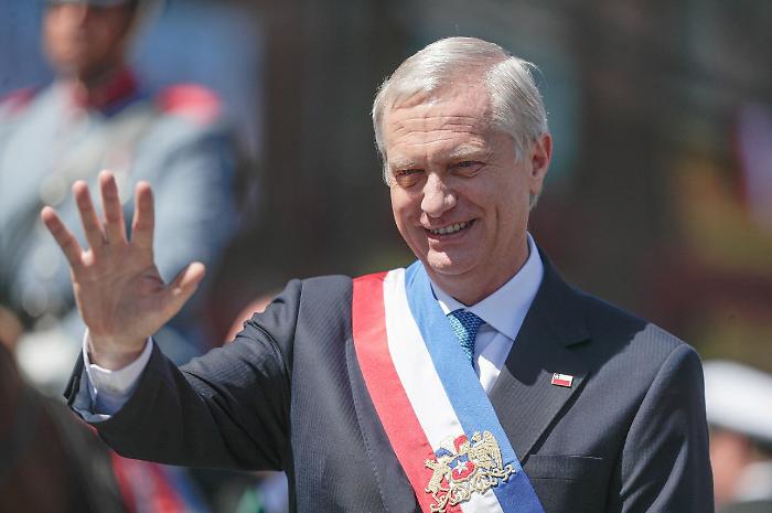 Cile, inizia l'era di Kast, filo-Trump e nostalgico di Pinochet