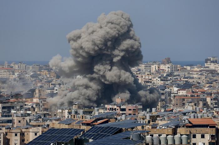 Missile su base italiana a Erbil, militari salvi. Attacco congiunto Iran-Hezbollah contro Israele e tensioni nel Golfo