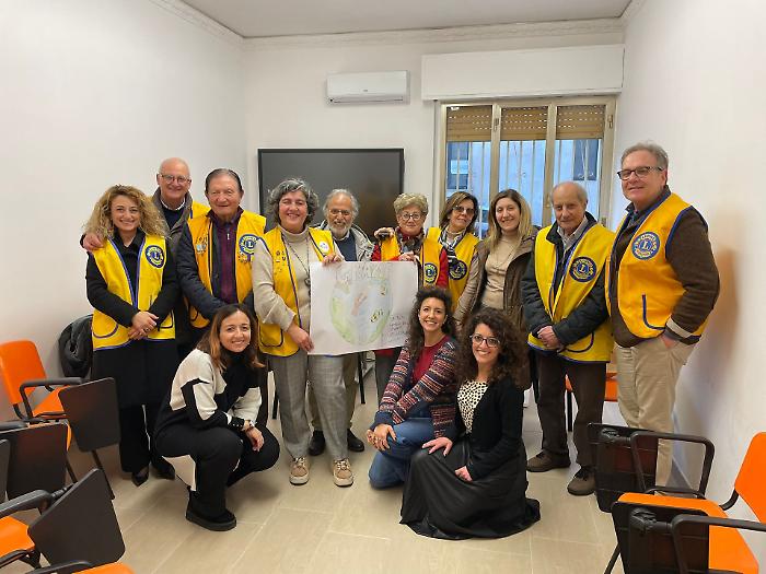 Ragusa, speciale donazione Lions al centro antiviolenza "Il Pettirosso" 