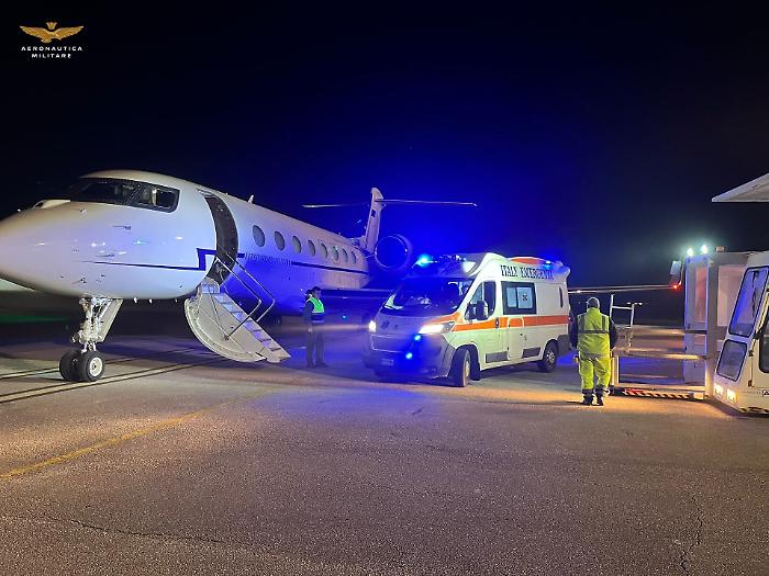 Volo d'emergenza dell'Aeronautica: neonata di quattro mesi trasferita da Palermo al Bambino Ges&ugrave;