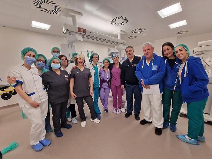 Neonata di poco pi&ugrave; di 600 grammi salvata all&rsquo;Umberto I: chiuso il dotto di Botallo grazie alla collaborazione tra Enna e Taormina