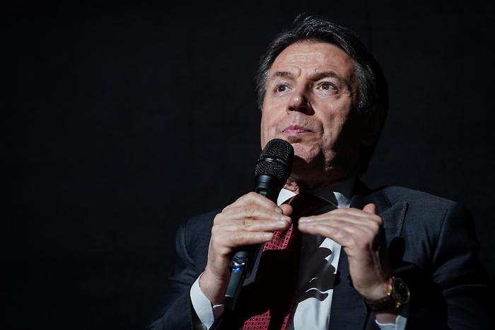 M5S, Giuseppe Conte "blinda" la sua leadership ma sulla piattaforma vota solo un iscritto su 5