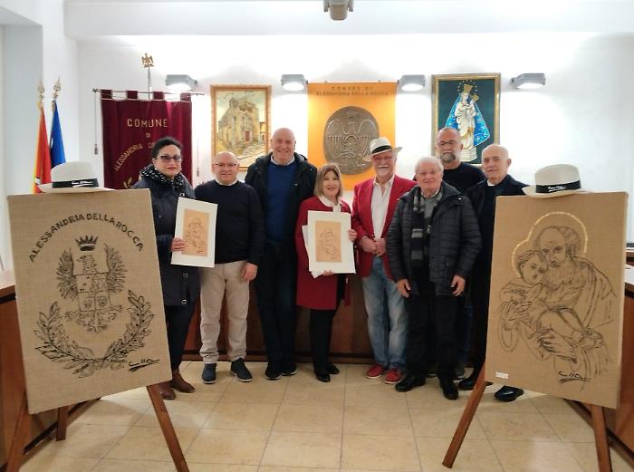 Arte, fede e comunit&agrave;: Giuseppe Cardella dona al Comune due tele in juta con lo stemma cittadino e San Giuseppe