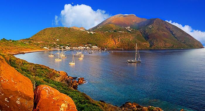 Dissalatore a Filicudi, non si arrestano le proteste, Italia Nostra chiede chiarimenti