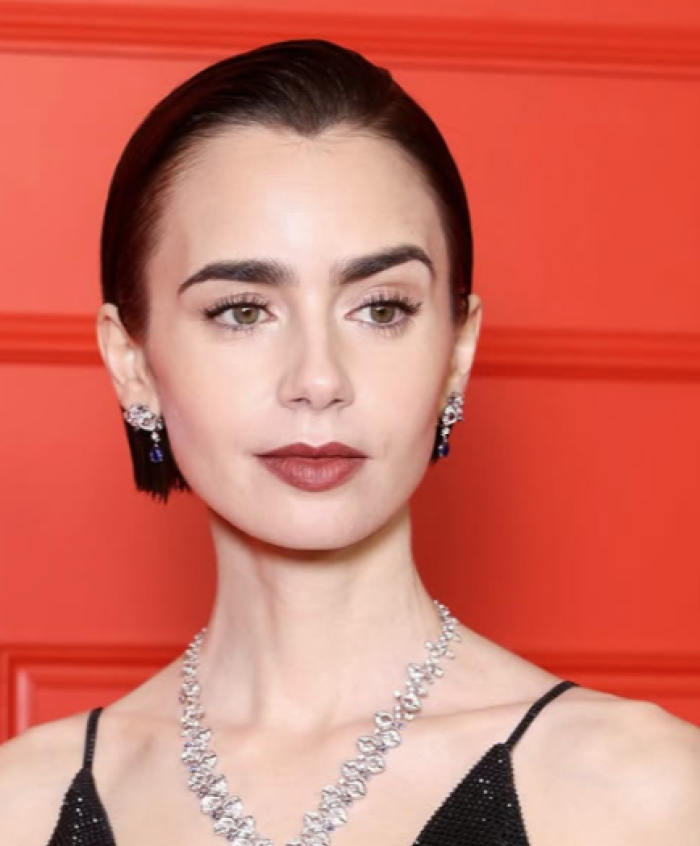 Finale da favola per l'anello di fidanzamento di Lily Collins che le era stato rubato