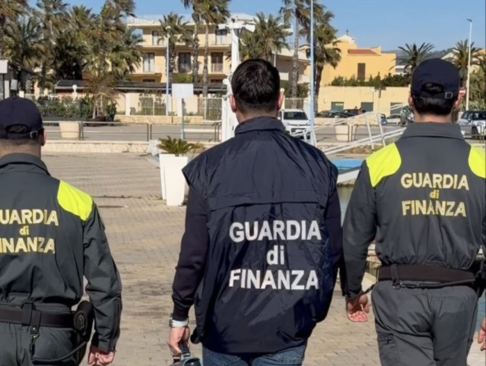 Stretta sull'evasione fiscale: scovati i "furbetti" dello scontrino, multe fino a 2.000 euro