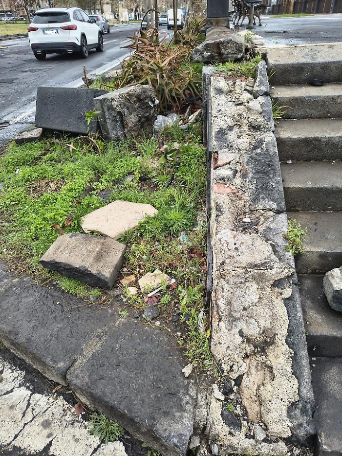 Catania: il degrado del "passiatore"